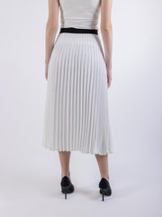 2301001- تنورة ميدي مطوية بطبعة زهور