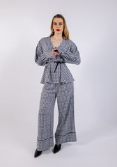 بنطلون واسع الساق متعدد الألوان بنقشة مونوجرام