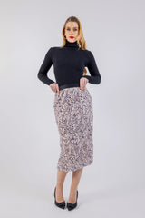 تنورة ميدي ضيقة مزينة بالترتر