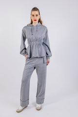 بنطلون مستقيم الساق مع زخارف جانبية