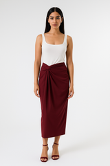 تنورة ميدي بتصميم درابيه غير متماثل