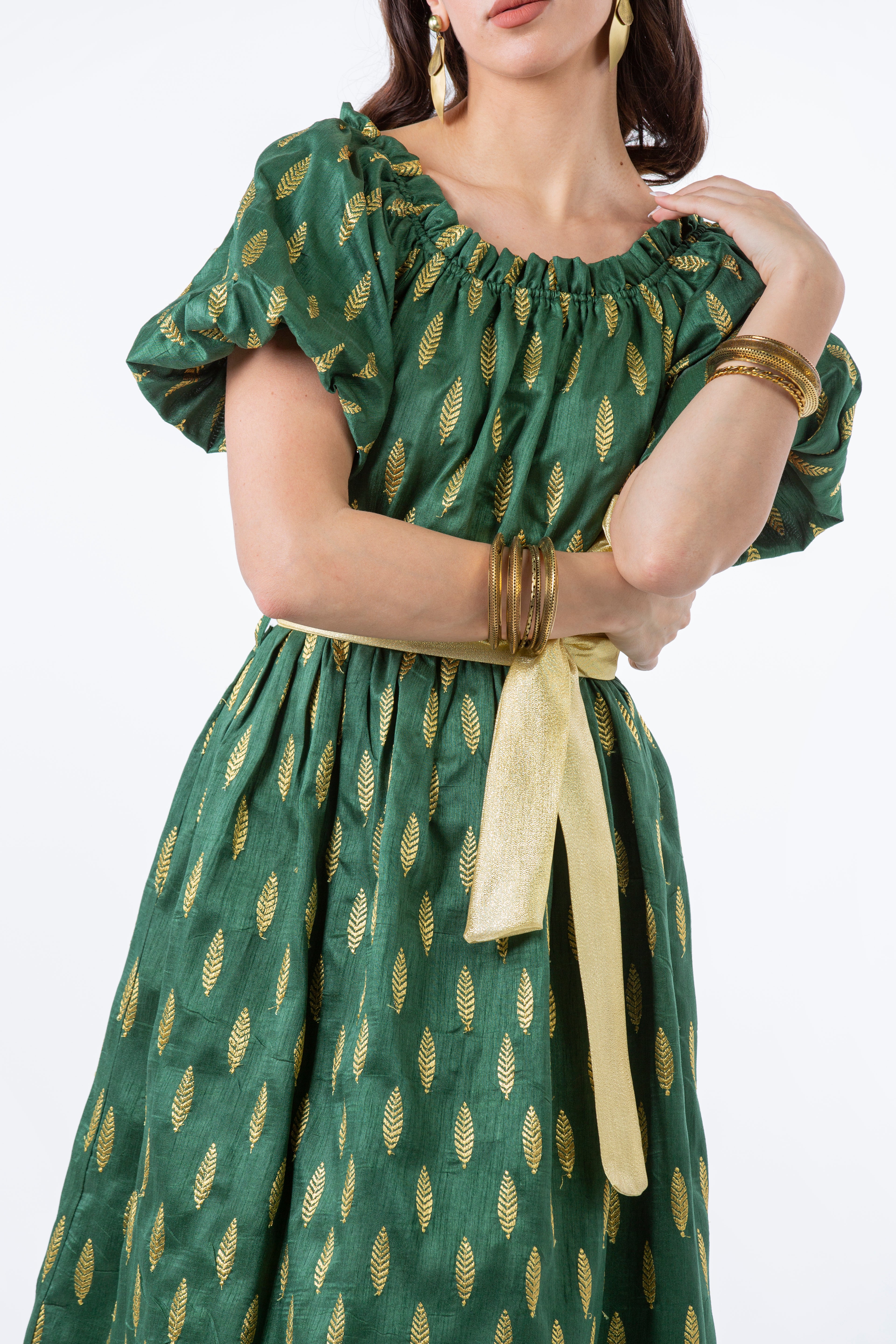 2441004-Traditional Dress - Montania Shop