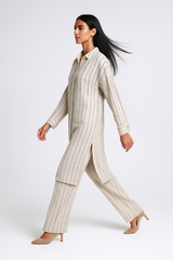 بنطال واسع بخيوط سميكة