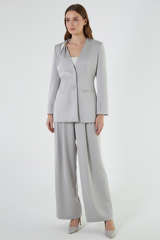 Wide-Leg Tailored Pants with Pleats