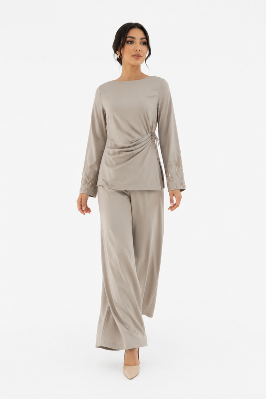 Fluid Wide-Leg Pants