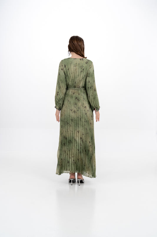 فستان ماكسي مطوي بياقة على شكل V مع حزام خصر