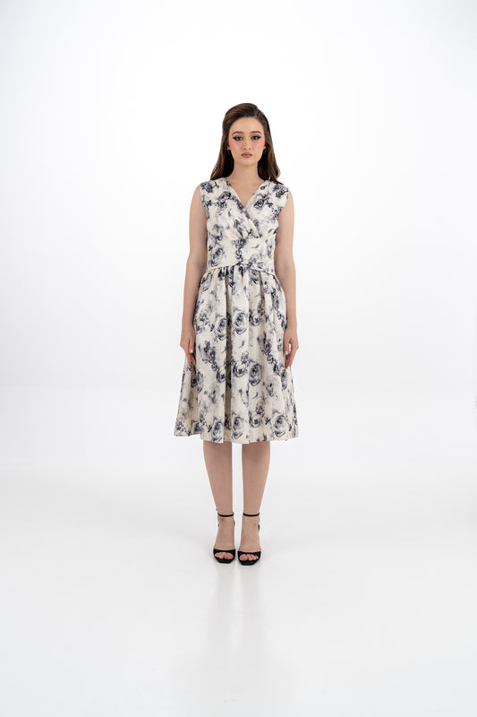 Elegant Sleeveless Floral Midi Dress