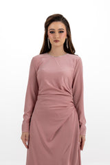 فستان ميدي غير لامع بتفاصيل مجعّدة