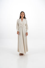 فستان ماكسي بقصة ملتفة عند الصدر