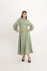 فستان ماكسي بقصة A وخامة جاكار مزينة