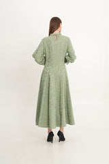 فستان ماكسي بقصة A وخامة جاكار مزينة