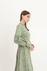 فستان ماكسي بقصة A وخامة جاكار مزينة