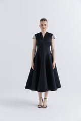 فستان ميدي بأكمام مرصعة بالكريستال