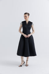 فستان ميدي بأكمام مرصعة بالكريستال