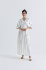 فستان ساتان مطوي بحافة غير متساوية