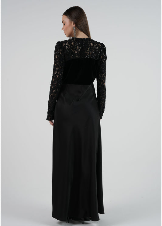 Elegant Black Lace and Velvet Evening Gown