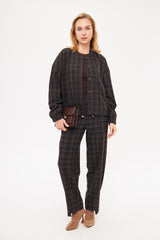 سترة بومبر منقوشة بأزرار