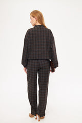 سترة بومبر منقوشة بأزرار