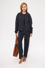 سترة بومبر منقوشة بأزرار