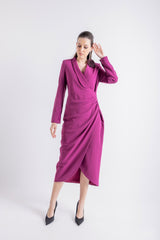 Overlap Rose Broche Shoulder Midi Dress\سف يديم ميمصتب لخادتم عم شورب يدرو  ىلع ف