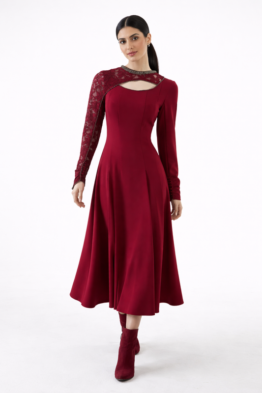 فستان ماكسي بكم دانتيل مزخرف