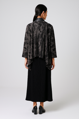 كيمونو مطبوع بياقة جلد صناعي