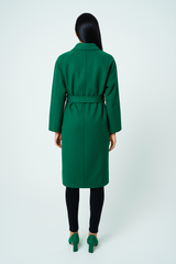 معطف نسائي طويل بقصّة مزدوجة مع حزام