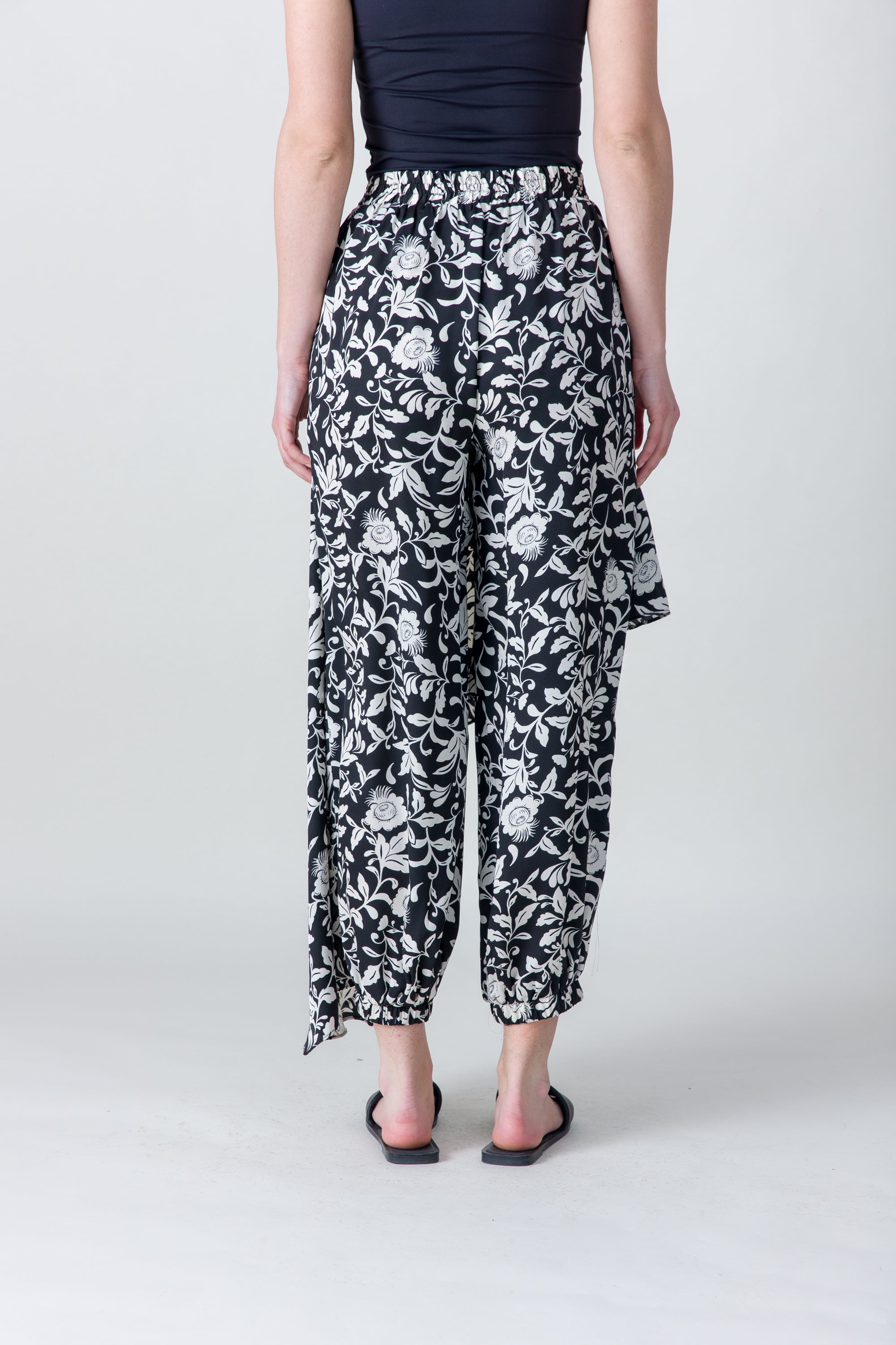 2328001- Harem Pants - Montania Shop